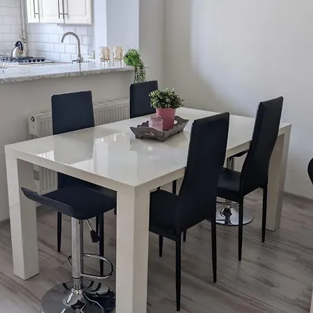 Apartament Pejta *